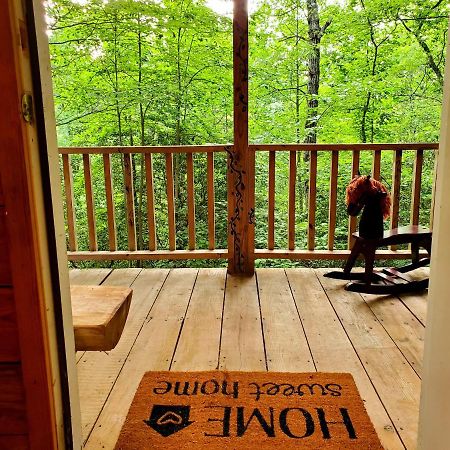 Lil' Log At Hearthstone Cabins And Camping - Pet Friendly Helen Eksteriør bilde