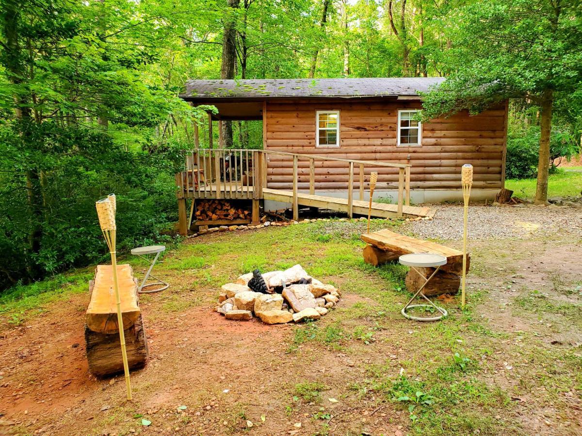 Lil' Log At Hearthstone Cabins And Camping - Pet Friendly Helen Eksteriør bilde