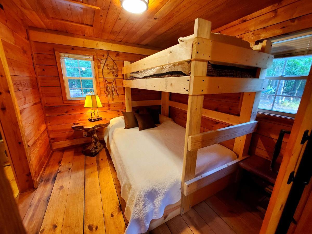 Lil' Log At Hearthstone Cabins And Camping - Pet Friendly Helen Eksteriør bilde